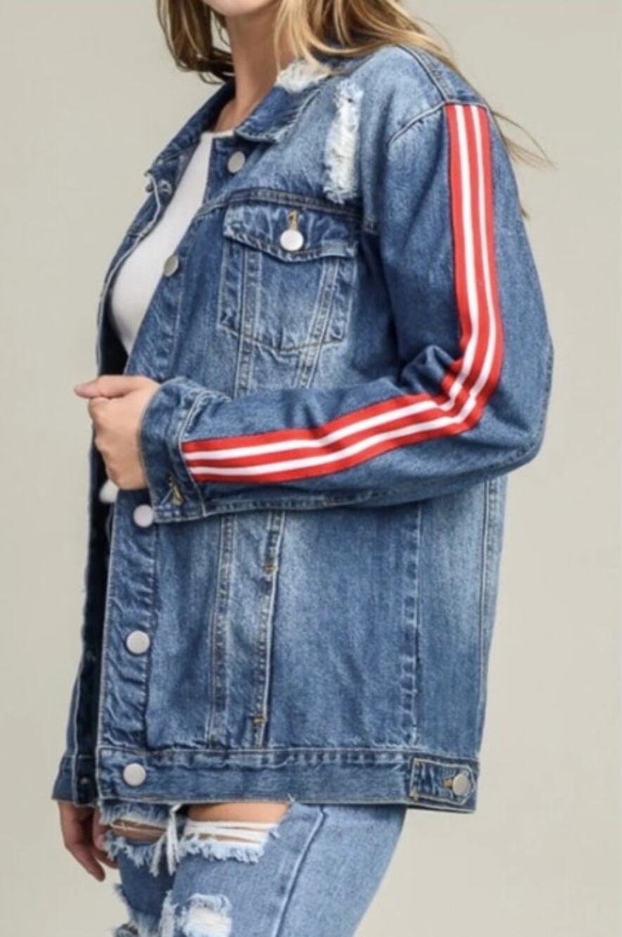 KanCan NWT Medium Wash Red Striped Sleeve Distressed Denim Jacket Size M
